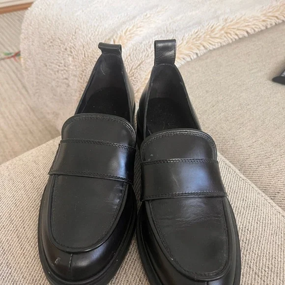 Aeyde Ruth Black Leather Loafers - Picture 4 of 5